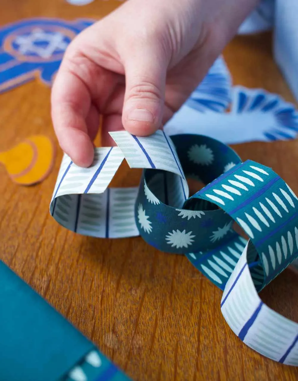 Blue Festive Paper Chains, East End Press