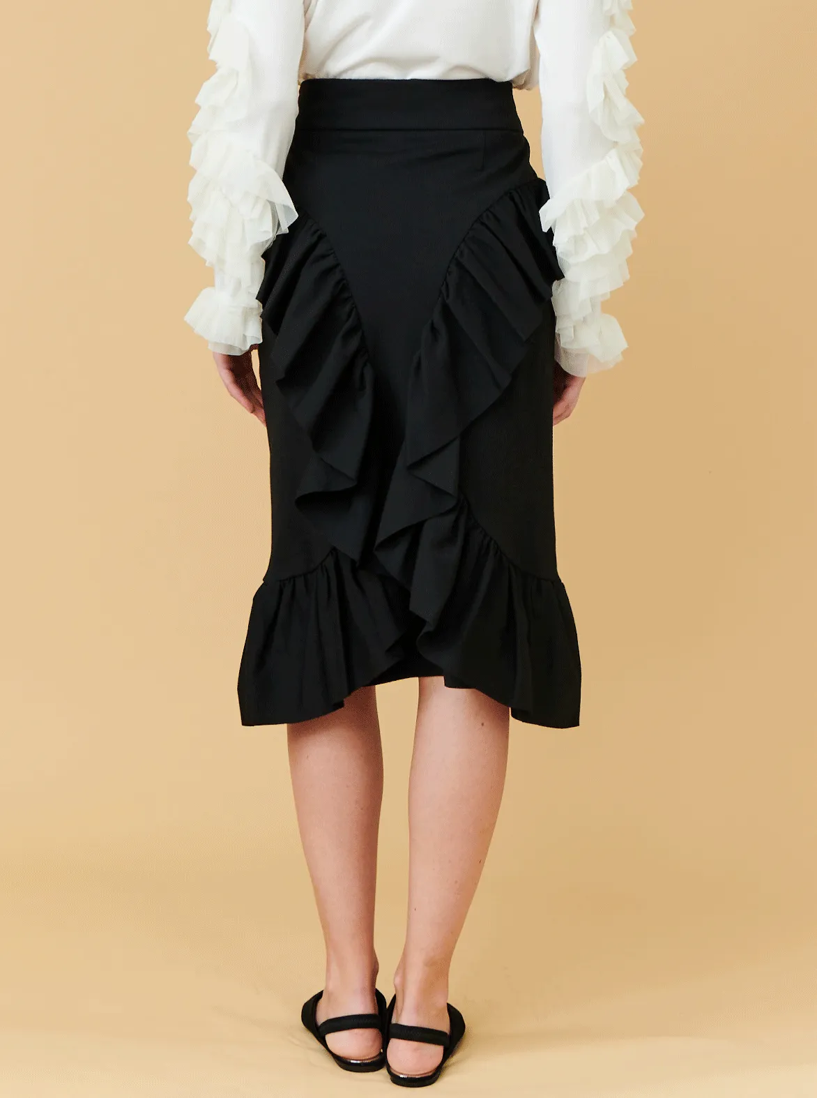 C- RUFFLE SKIRT, BLACK