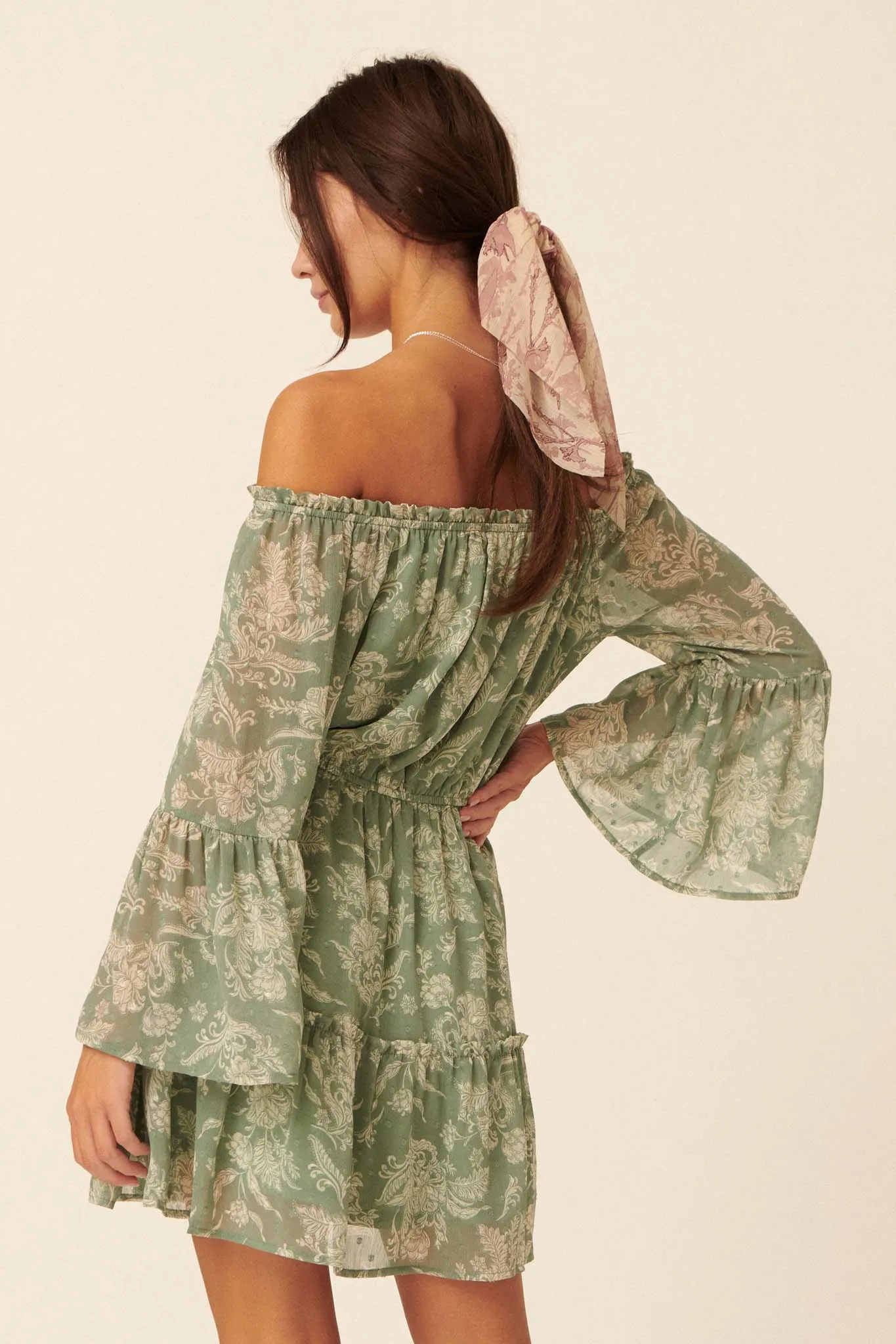 Classical Era Floral Off-Shoulder Mini Dress