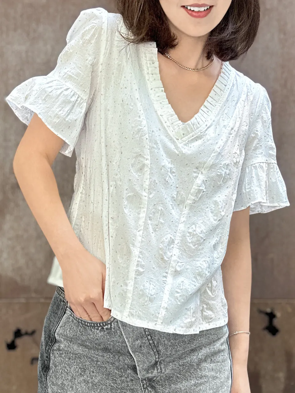 Crispy White Golden Dotty Ruffle Short Sleeves Blouse