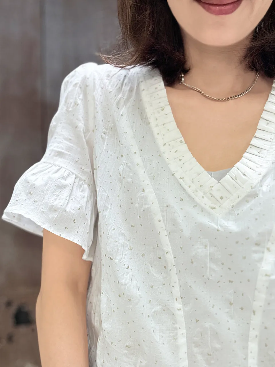 Crispy White Golden Dotty Ruffle Short Sleeves Blouse