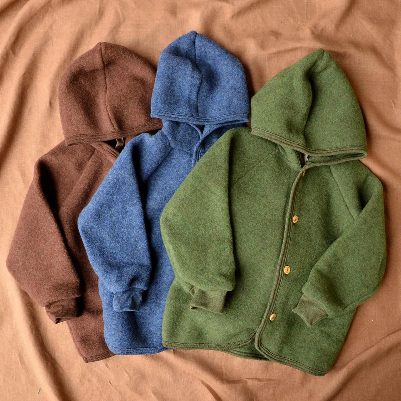 Hooded Jacket in Organic Wool Fleece with Buttons - Reed (3-6m) *Last One!