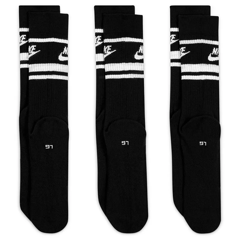 Nike Unisex Sportswear Everyday Essential Crew Socks (3 Pairs)