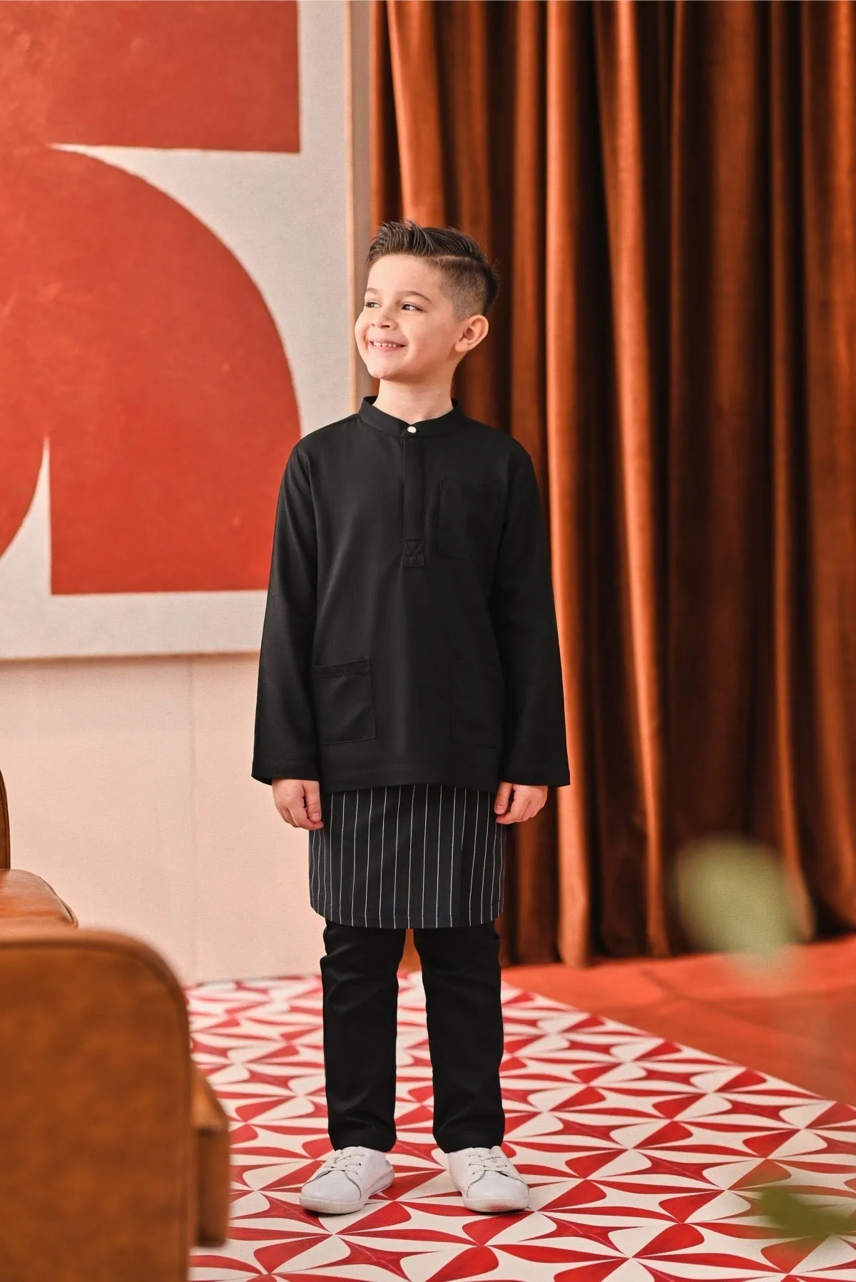 The Capai Baju Melayu Top - Black